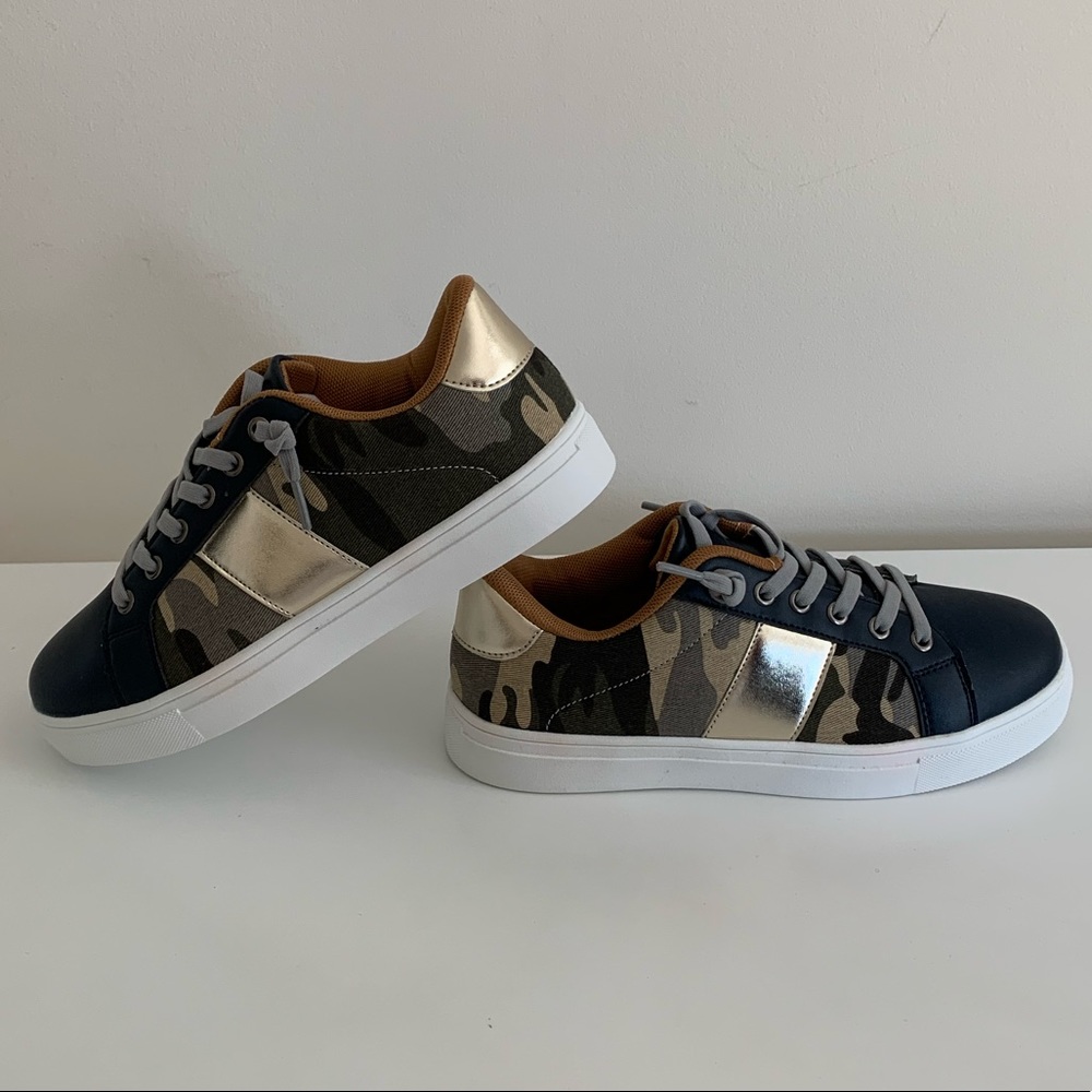 Camo Sneakers Faux Leather